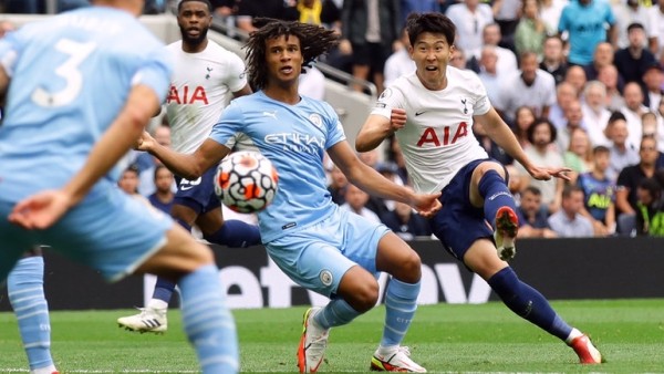 Футбол.  АПЛ. "Ман Сити" в погоне за "Арсеналом", "Тоттенхэм" мечтает о четверке. Возьмут ли "шпоры" реванш у "горожан"?
 