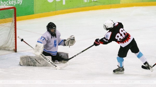 ФОТОФАКТ: В Минске открылись соревнования среди детей и подростков по хоккею "Золотая шайба"
