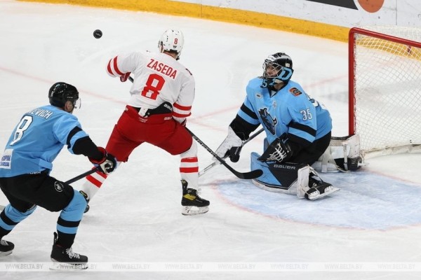 Хоккеисты минского "Динамо" нанесли поражение московскому "Спартаку"