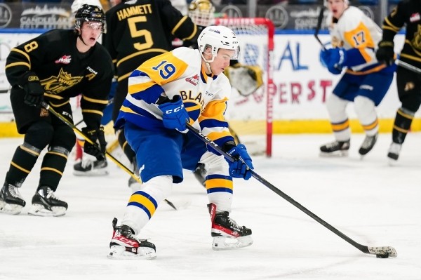 Хоккей.  Егор Сидоров: выходил на лед с двойной злостью, чтобы доказать всем, что на драфте НХЛ-2022 сделали ошибку
 