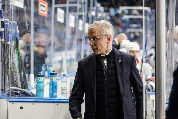 Хоккей.  Кирилл Воронин: у Ларионова очень тонкое чувство хоккеистов. То, как он мотивирует, получается всегда действенно
 