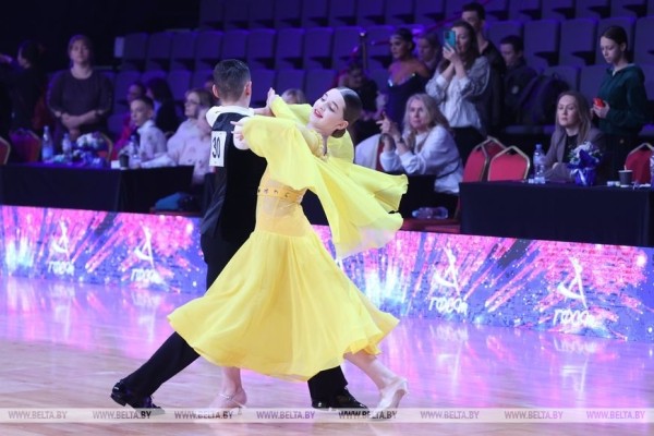 ФОТОФАКТ: Турнир по спортивным бальным танцам проходит в Минске