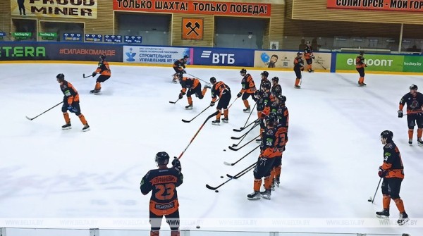Хоккеисты "Шахтера" одержали победу в регулярном чемпионате белорусской экстралиги