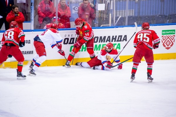 Хоккей.  Сергей Стась о победе над россиянами на Кубке Будущего:  против нас играла очень хорошая и очень быстрая команда
 