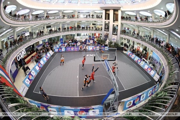 ФОТОФАКТ: Международный турнир Palova-Snowball по баскетболу 3х3 завершился в Минске ФОТОФАКТ: Международный турнир Palova-Snowball по баскетболу 3х3 завершился в Минске