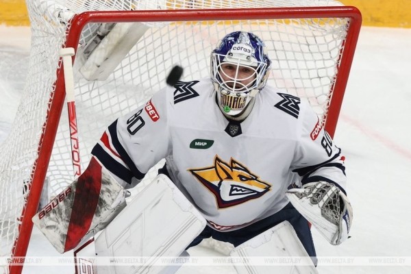 Хоккеисты минского "Динамо" обыграли "Металлург" в КХЛ Хоккеисты минского "Динамо" обыграли "Металлург" в КХЛ