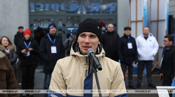 Антон Смольский на финале "Снежного снайпера": юным биатлонистам желаю чистой стрельбы и быстрого хода