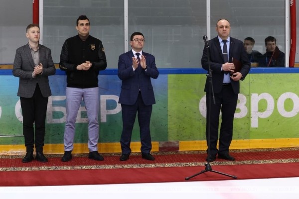 ФОТОФАКТ: В Минске открылись соревнования среди детей и подростков по хоккею "Золотая шайба"