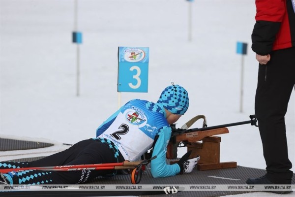 В "Раубичах" завершился финал республиканских соревнований по биатлону "Снежный снайпер"