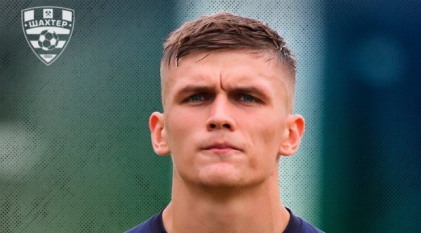 Футбол.  Максим Плотников может продолжить карьеру в "Каспии"
 