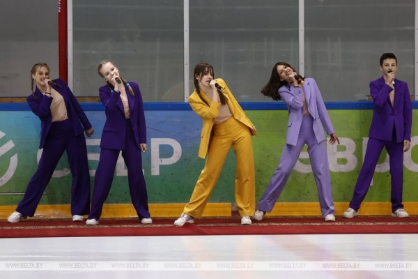 ФОТОФАКТ: В Минске открылись соревнования среди детей и подростков по хоккею "Золотая шайба"