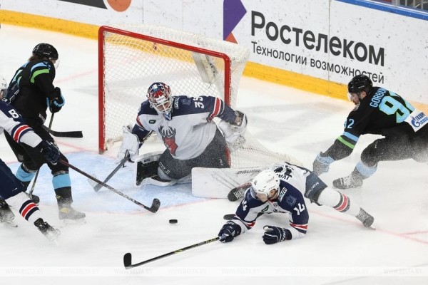 Хоккеисты минского "Динамо" проиграли "Торпедо" в КХЛ