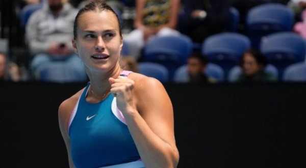 Теннис. Арина Соболенко, отдав 49-й ракетке мира лишь один гейм, вышла в 1/8 финала турнира ВТА-1000 в Дубае
Теннис. Арина Соболенко, отдав 49-й ракетке мира лишь один гейм, вышла в 1/8 финала турнира ВТА-1000 в Дубае