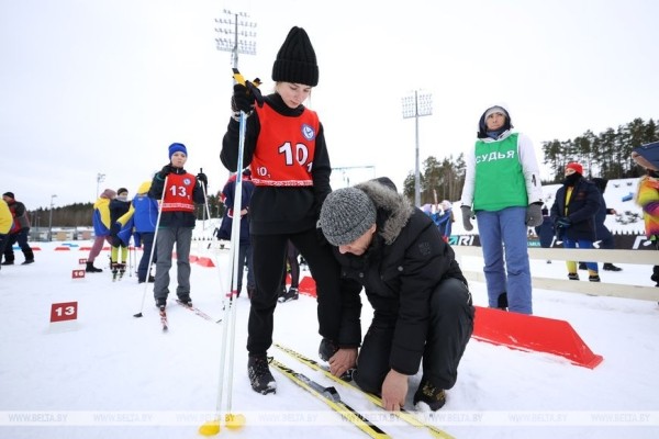 ФОТОФАКТ: Областной этап соревнований по биатлону "Снежный снайпер" прошел в "Раубичах" ФОТОФАКТ: Областной этап соревнований по биатлону "Снежный снайпер" прошел в "Раубичах"