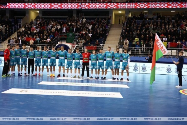 ФОТОФАКТ: Сборные Беларуси и России по гандболу сыграли вничью во втором товарищеском матче ФОТОФАКТ: Сборные Беларуси и России по гандболу сыграли вничью во втором товарищеском матче