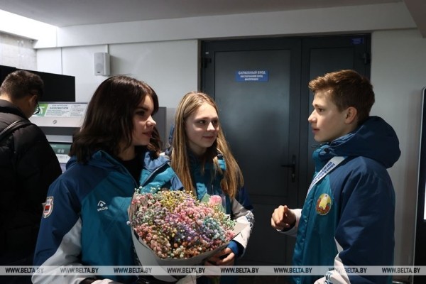 ФОТОФАКТ: Белорусские спортсмены вернулись домой после участия во II зимних Международных играх "Дети Азии"