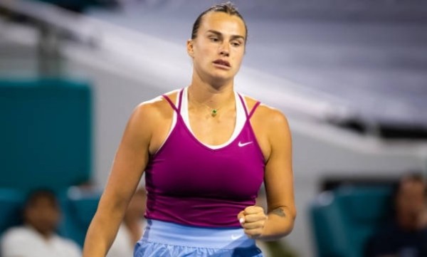 Теннис.  Арина Соболенко, обыграв в двух сетах Барбору Крейчикову, вышла в 1/4 финала турнира ВТА-1000 в Майами
 