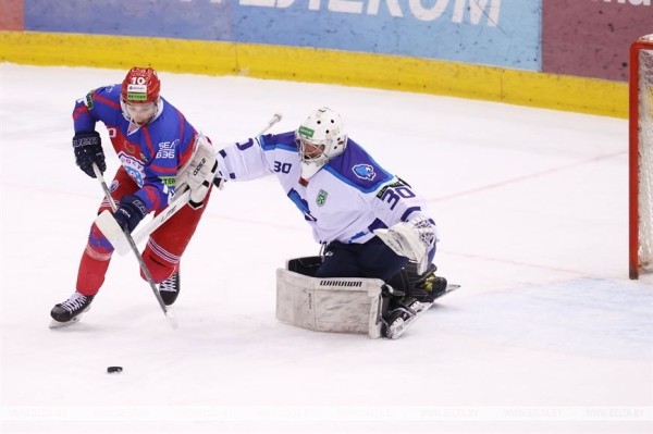 ФОТОФАКТ: Хоккеисты "Юности" одержали победу во втором матче серии плей-офф ФОТОФАКТ: Хоккеисты "Юности" одержали победу во втором матче серии плей-офф