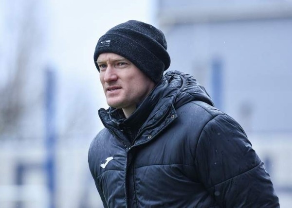 Футбол. Дмитрий Комаровский: у "Ислочи" есть большой ресурс для прогресса, но это не произойдет очень быстро
Футбол. Дмитрий Комаровский: у "Ислочи" есть большой ресурс для прогресса, но это не произойдет очень быстро