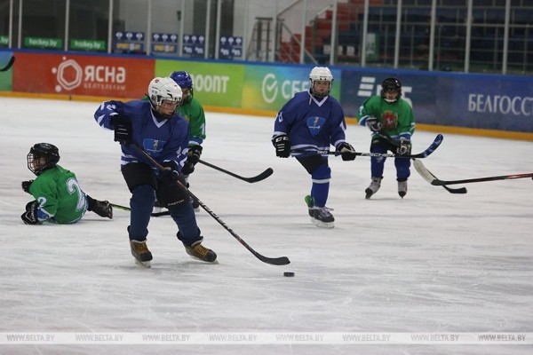 ФОТОФАКТ: Финал турнира "Золотая шайба" в младшей группе стартовал в Минске