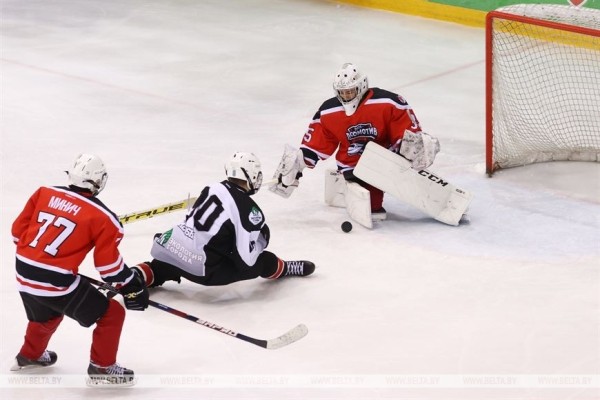 ФОТОФАКТ: В Минске завершился финальный этап соревнований среди детей и подростков по хоккею "Золотая шайба"