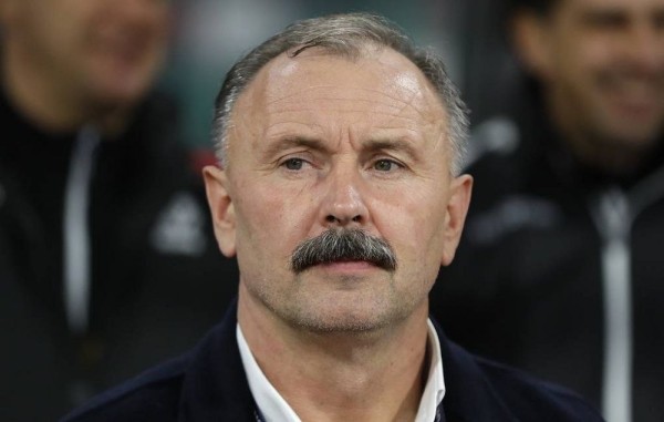 Футбол. Игорь Криушенко об удалении Олехновича: конфликт спровоцировал этот мальчик. Ударил сзади по ногам
Футбол. Игорь Криушенко об удалении Олехновича: конфликт спровоцировал этот мальчик. Ударил сзади по ногам