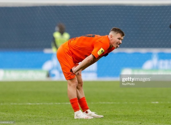 Футбол.  Чемпионат России. "Урал" прервал беспроигрышную серию из 16 матчей, потерпев поражение от московского "Динамо"
 