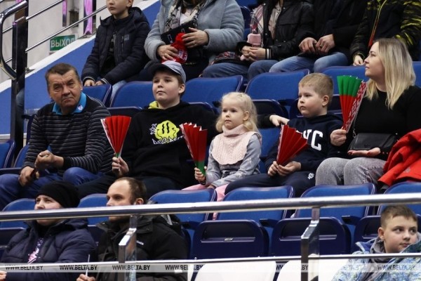 ФОТОФАКТ: Сборные Беларуси и России по гандболу сыграли вничью во втором товарищеском матче ФОТОФАКТ: Сборные Беларуси и России по гандболу сыграли вничью во втором товарищеском матче