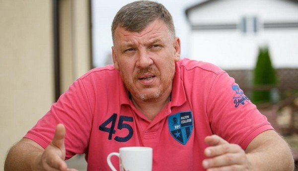 Гандбол. Андрей Барбашинский: а нужно ли нам вообще любыми путями попадать на международный уровень, ехать туда и выступать?
Гандбол. Андрей Барбашинский: а нужно ли нам вообще любыми путями попадать на международный уровень, ехать туда и выступать?