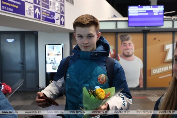 ФОТОФАКТ: Белорусские спортсмены вернулись домой после участия во II зимних Международных играх "Дети Азии"