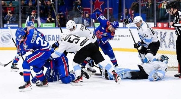 Хоккей. "Динамо" Минск — СКА: третий матч 1/8 финала Кубка Гагарина состоится 5 марта, начало в 17.10
Хоккей. "Динамо" Минск — СКА: третий матч 1/8 финала Кубка Гагарина состоится 5 марта, начало в 17.10