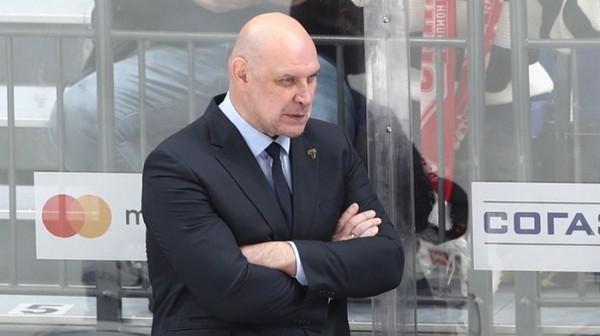 Хоккей.  Источник: Александр Андриевский сменит Крэйга Вудкрофта на посту главного тренера минского "Динамо"
 