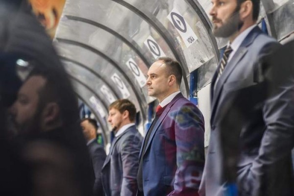 Хоккей. Сергей Стась: не вынуждайте меня, пожалуйста, говорить то, о чем нельзя говорить
Хоккей. Сергей Стась: не вынуждайте меня, пожалуйста, говорить то, о чем нельзя говорить