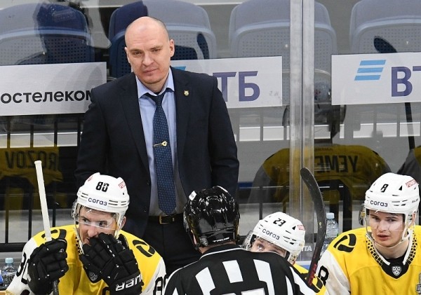 Хоккей. Андрей Разин: разговор по минскому "Динамо" был — и может, еще будет. Но сейчас нет никакой конкретики
Хоккей. Андрей Разин: разговор по минскому "Динамо" был — и может, еще будет. Но сейчас нет никакой конкретики