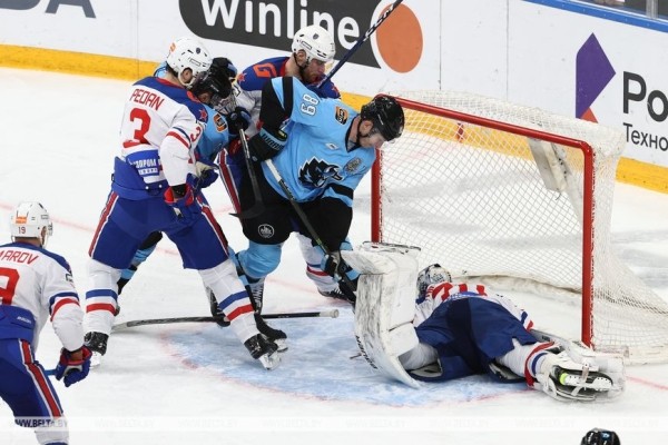 Минские динамовцы проиграли СКА в третьем матче первого раунда плей-офф КХЛ