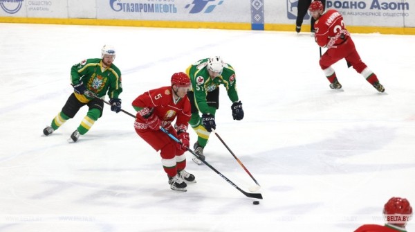 Хоккейная команда Президента вышла в финал любительского турнира Хоккейная команда Президента вышла в финал любительского турнира