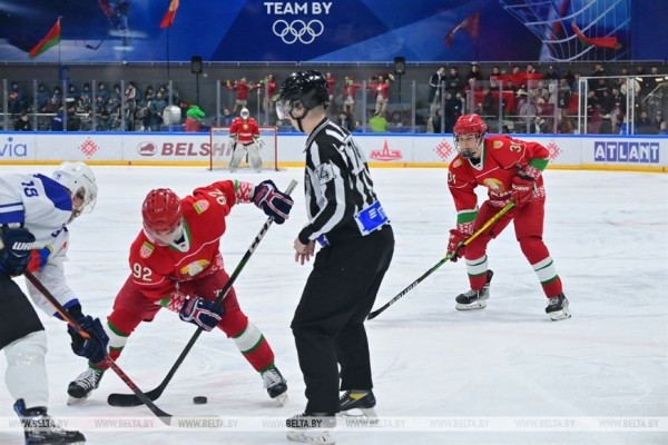 Хоккейная команда Президента победила сборную Брестской области в матче любительского турнира