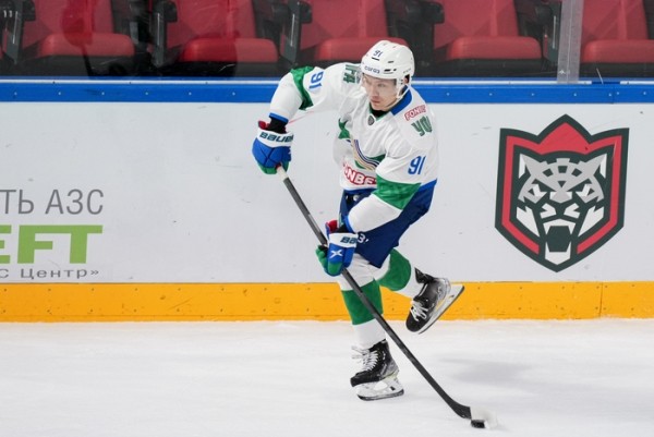 Хоккей.  Кубок Гагарина. "Салават Юлаев" сравнял счет в серии с "Адмиралом", Дроздов забросил и отдал пас
&nbsp;