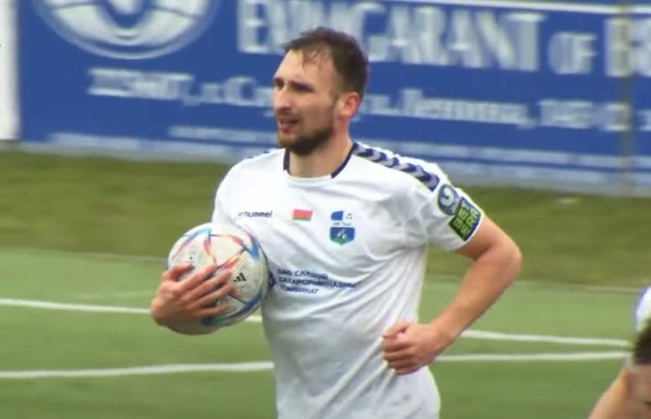 Футбол.  Никита Мельников: занять место в тройке лидеров чемпионата — вполне реалистичная цель для "Слуцка"
 