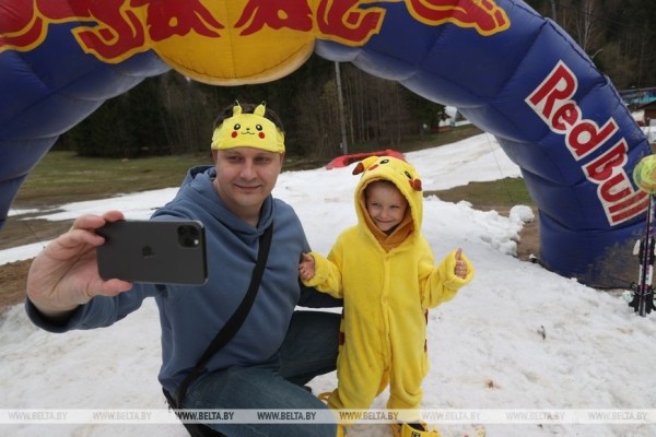 ФОТОФАКТ: В комплексе "Логойск" состоялось закрытие горнолыжного сезона