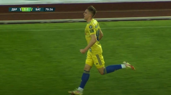 Футбол. БАТЭ одержал волевую победу в матче с брестским "Динамо". Борисовчане дважды забили в меньшинстве
Футбол. БАТЭ одержал волевую победу в матче с брестским "Динамо". Борисовчане дважды забили в меньшинстве