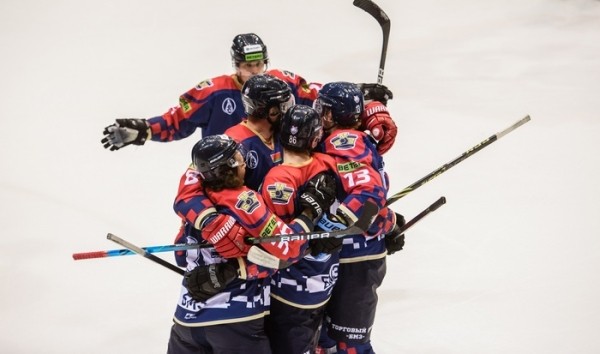 Хоккей.  Жлобинский "Металлург" стал обладателем Кубка президента, в седьмом матче переиграв гродненский "Неман"
  