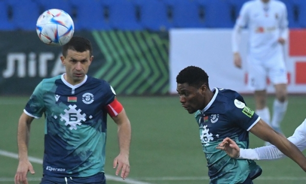 Футбол. Брестское "Динамо" повторило клубный антирекорд, не набрав ни очка в первых четырех турах. Его огорчил "Слуцк"
Футбол. Брестское "Динамо" повторило клубный антирекорд, не набрав ни очка в первых четырех турах. Его огорчил "Слуцк"