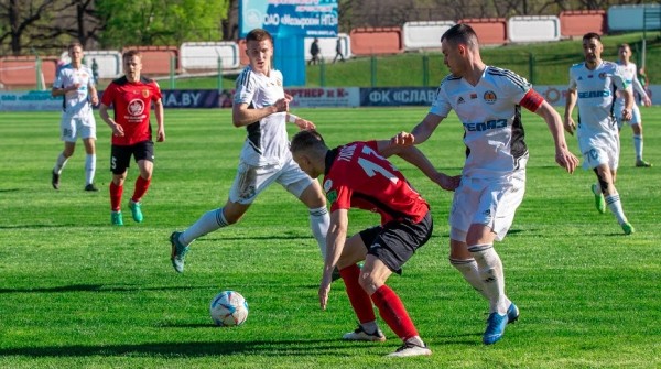 Футболисты "Торпедо-БелАЗа" вышли на 2-е место в чемпионате Беларуси