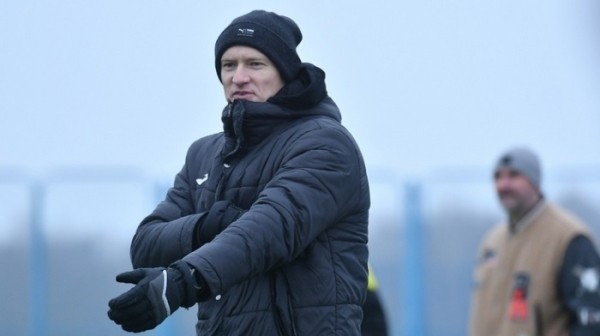 Футбол.  Дмитрий Комаровский: будем стараться победить, как и в каждой игре, но "Сморгонь" — это достаточно крепкий соперник
 