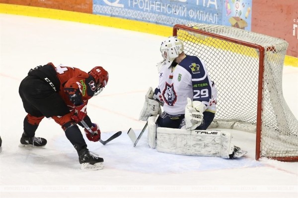 ФОТОФАКТ: Заключительный матч белорусской хоккейной экстралиги сезона-2022/23 проходит в Гродно