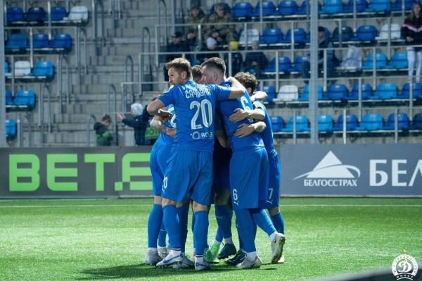 Футбол.  Чемпионат Беларуси. Победы минского "Динамо" и "Торпедо", ничья "Славии" — в полной картине субботы
  