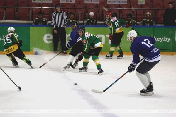 ФОТОФАКТ: Определился бронзовый призер Республиканских соревнований по хоккею ФОТОФАКТ: Определился бронзовый призер Республиканских соревнований по хоккею