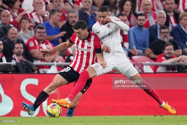 Футбол. Чемпионат Испании. "Атлетик" на своем поле проиграл "Севилье"
Футбол. Чемпионат Испании. "Атлетик" на своем поле проиграл "Севилье"