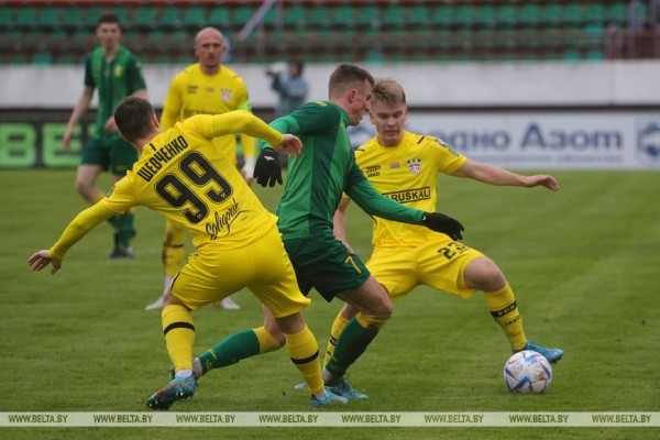 ФОТОФАКТ: Гродненский "Неман" уступил солигорскому "Шахтеру" во втором туре Чемпионата Беларуси по футболу ФОТОФАКТ: Гродненский "Неман" уступил солигорскому "Шахтеру" во втором туре Чемпионата Беларуси по футболу